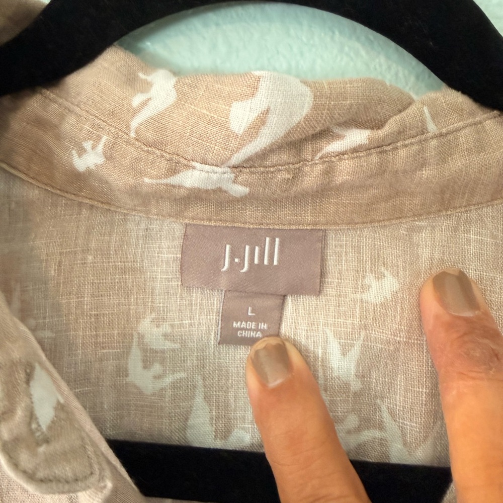 J. Jill Linen Button-Up Shirt in Mauve with White Bird Motif Size L - Picture 2 of 5